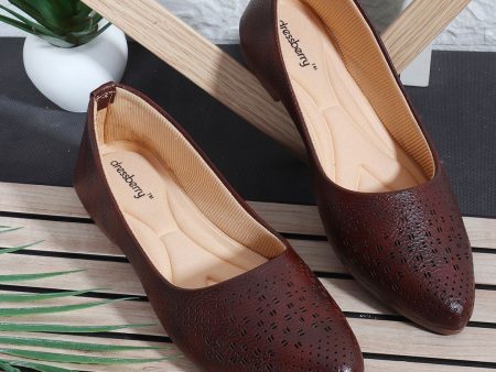 DressBerry Women Ballerinas Flats with Laser Cuts For Discount