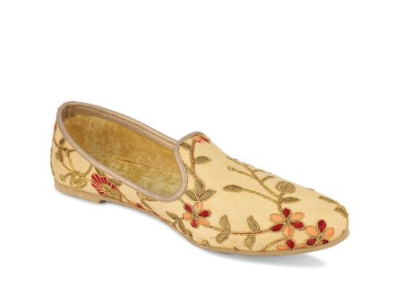 DESI COLOUR Men Golden & Red Embroidered Mojaris For Discount