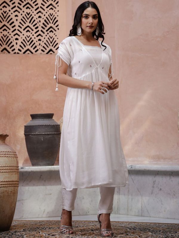 Sangria Floral Embroidered Thread Work Kurta with Trouser For Sale